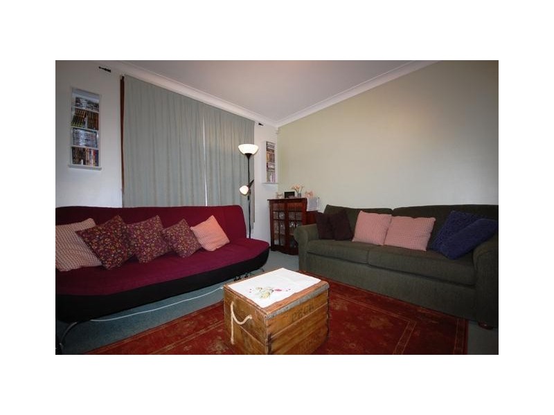 19 Phillip Avenue, Mount Austin NSW 2650