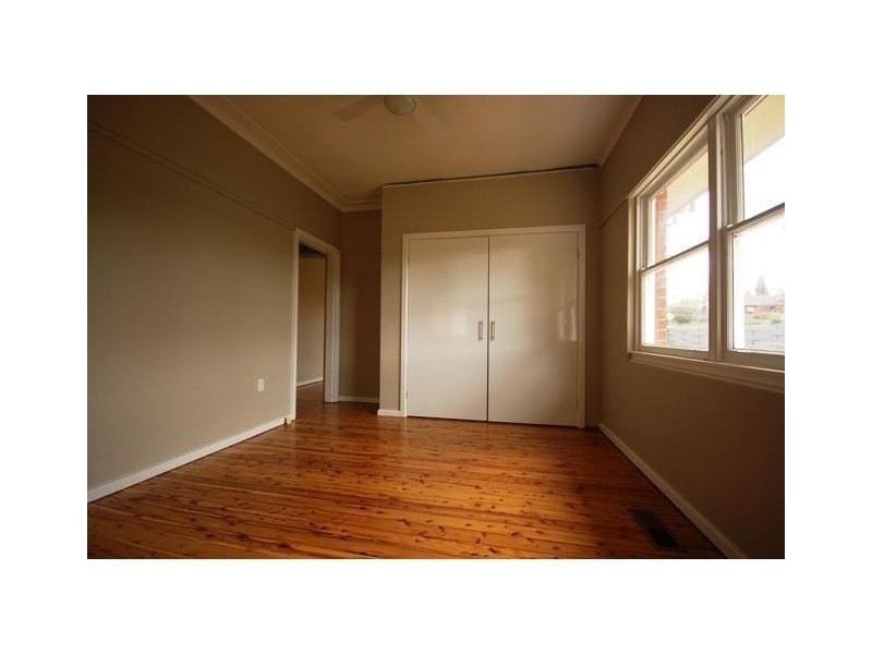 92 Fernleigh Road, Mount Austin NSW 2650