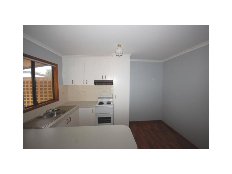 10 Urana Street, Collingullie NSW 2650