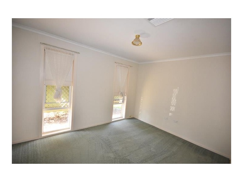 6 Forrest Street, Lake Albert NSW 2650