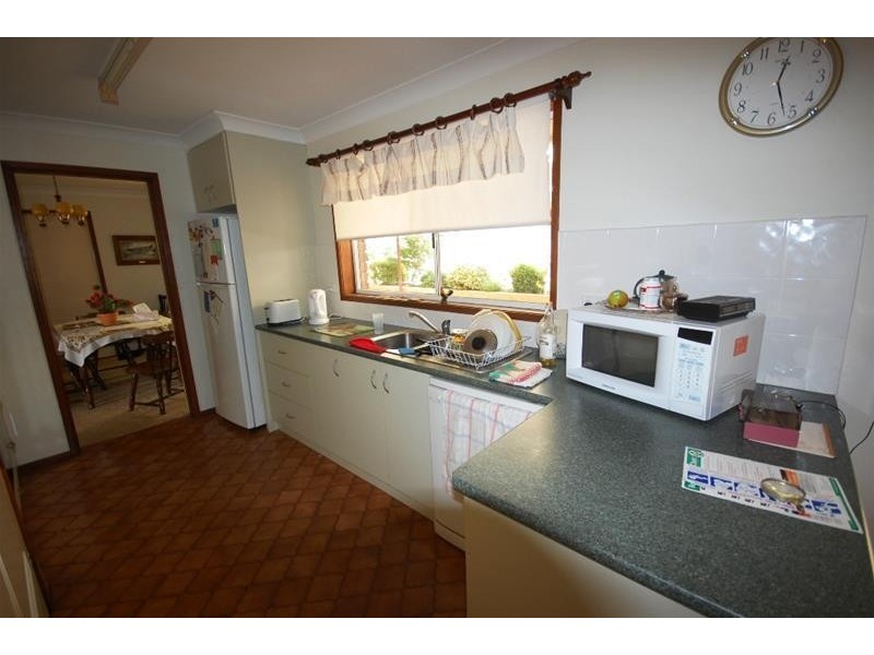 5 Kane Street, Mangoplah NSW 2652