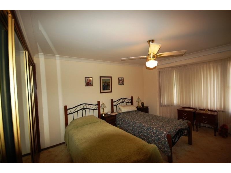 5 Kane Street, Mangoplah NSW 2652