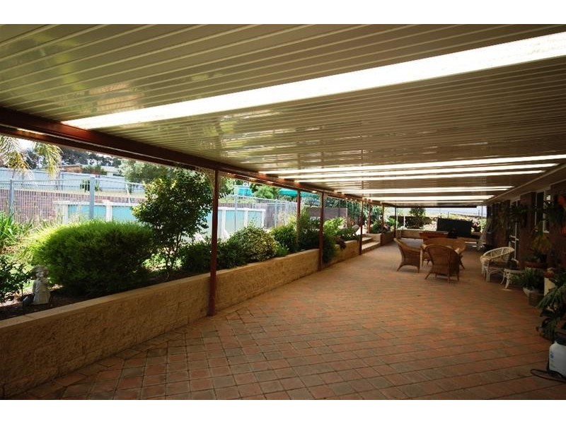 5 Kane Street, Mangoplah NSW 2652