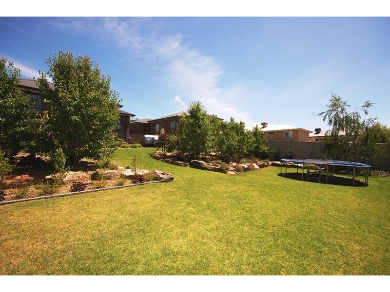 10 Brindabella Dve, Tatton NSW 2650