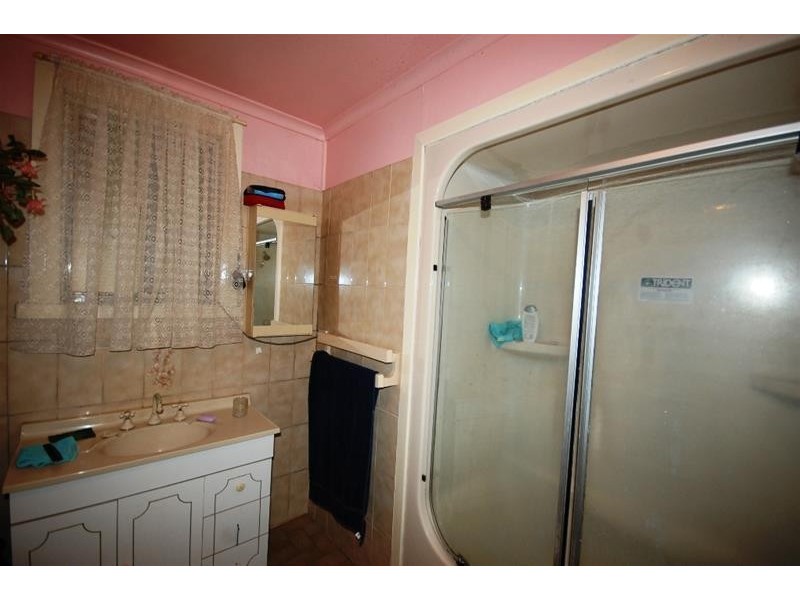 10 Norman Street, The Rock NSW 2655