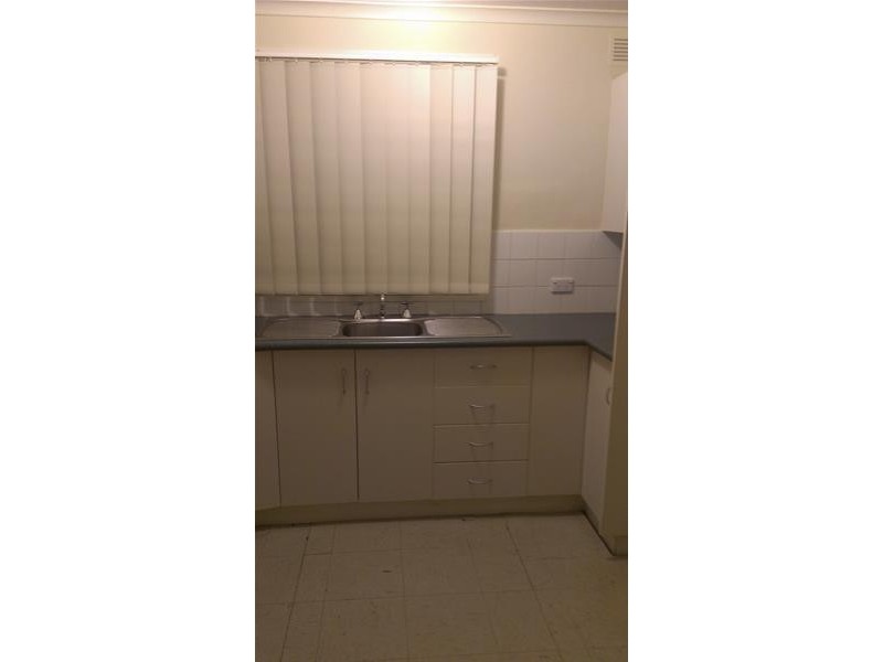 4 Blakemore Street, Ashmont NSW 2650