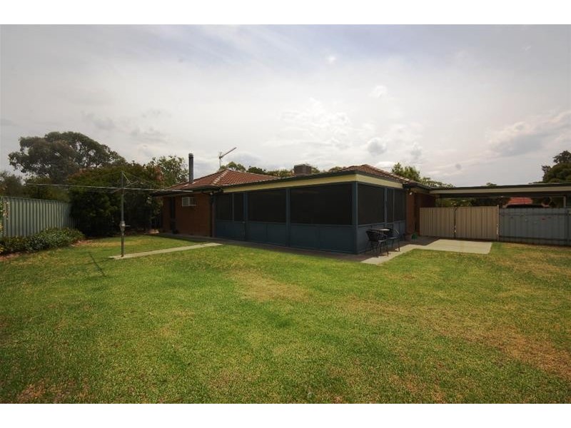 61 Adjin Street, Mount Austin NSW 2650
