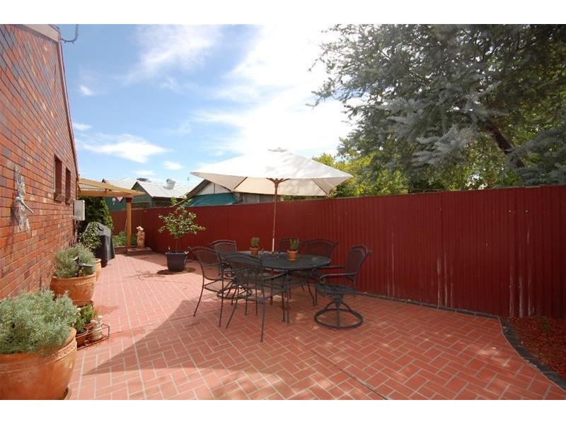 1/9 Docker Street, Wagga Wagga NSW 2650