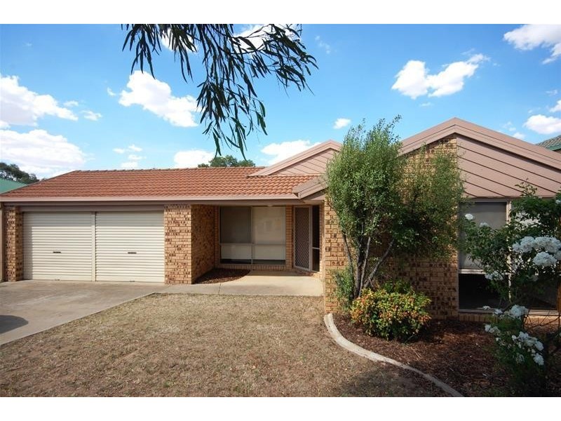 8 Otama Street, Glenfield Park NSW 2650