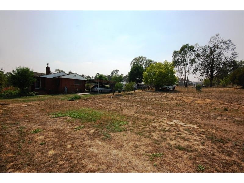 12 Mate St, Humula NSW 2652