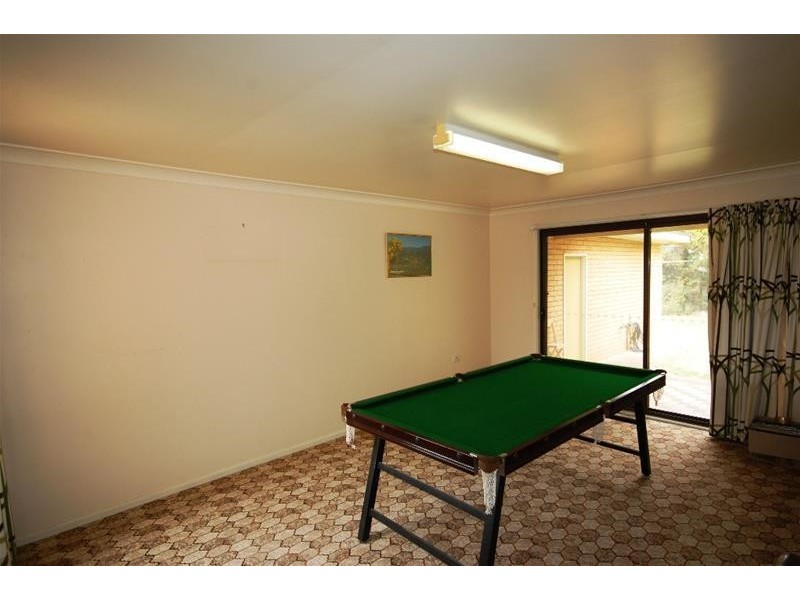 30 Dalman Parkway, Glenfield Park NSW 2650