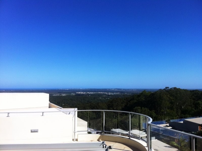 2 & 3/99 Burnett Street, Buderim QLD 4556