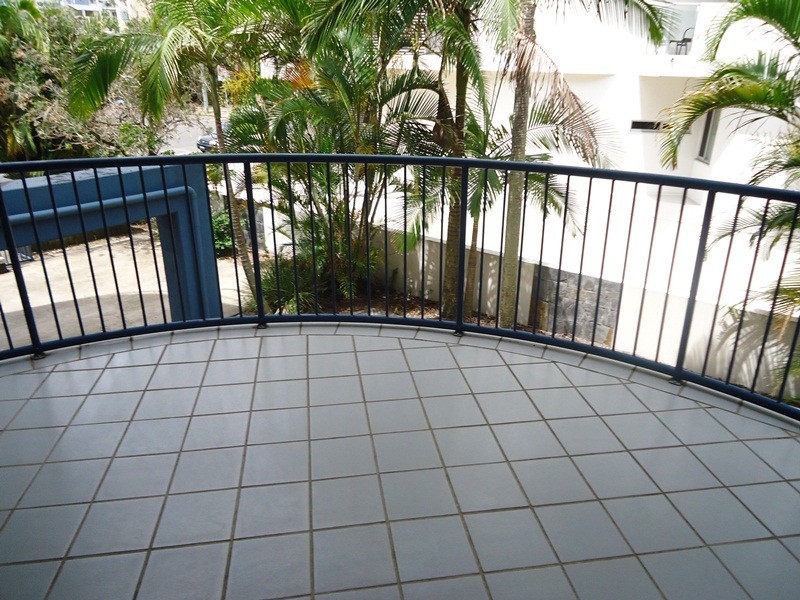 2/11 Foote Street, Mooloolaba QLD 4557