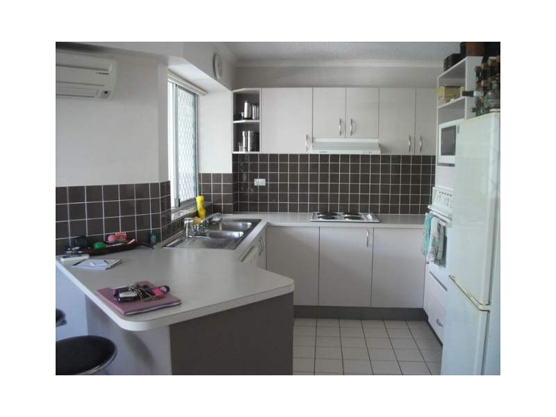 2/11 Foote Street, Mooloolaba QLD 4557