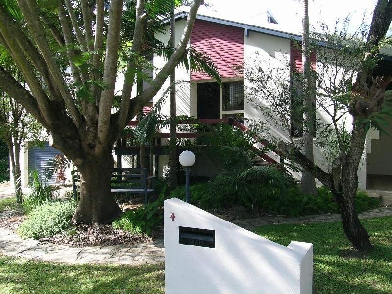 4 Dilli Court, Alexandra Headland QLD 4572
