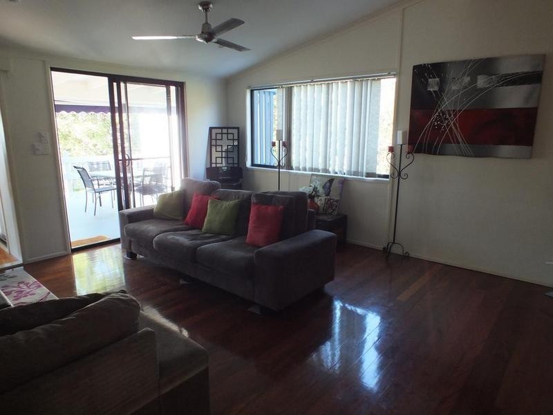 4 Dilli Court, Alexandra Headland QLD 4572