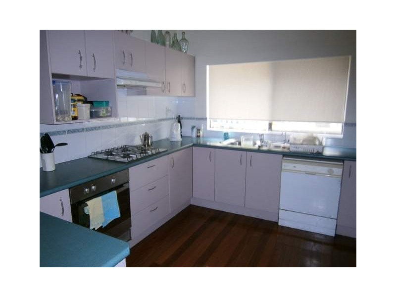 4 Dilli Court, Alexandra Headland QLD 4572