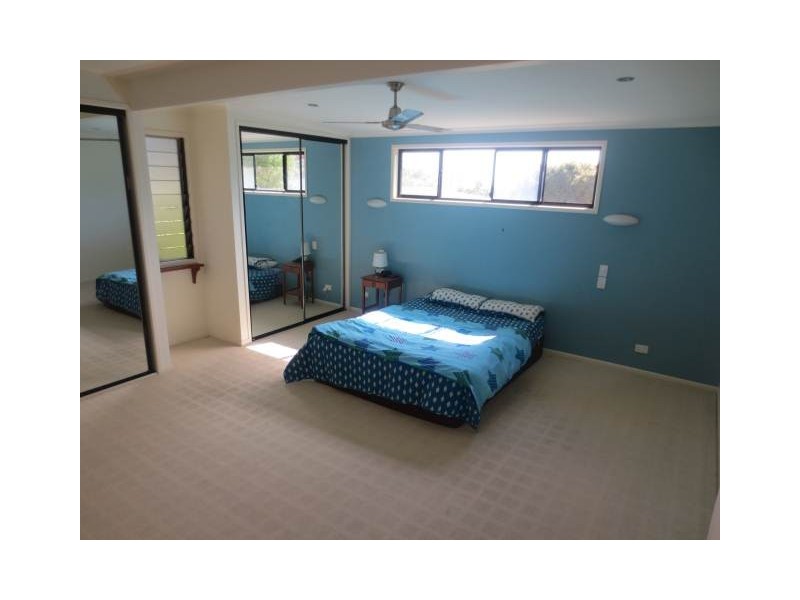 4 Dilli Court, Alexandra Headland QLD 4572