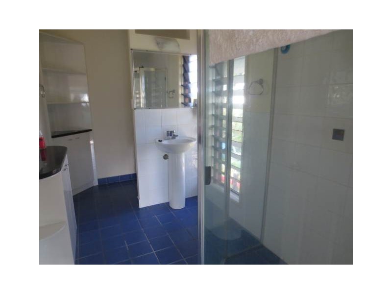 4 Dilli Court, Alexandra Headland QLD 4572