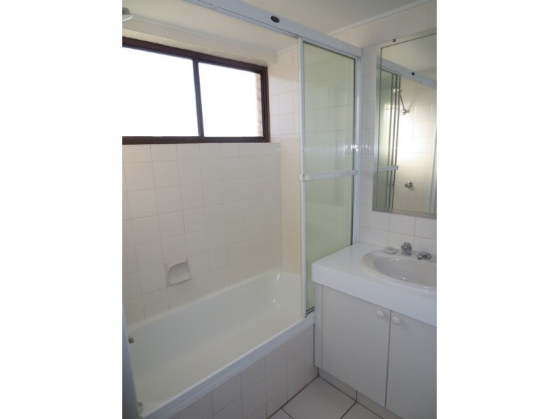 3/112 Alexandra Parade, Alexandra Headland QLD 4572