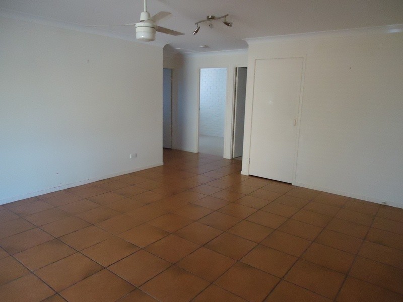 1/32 Oomoo Street, Buddina QLD 4575