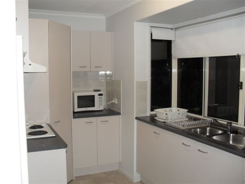 1/82 Parkway Drive, Mooloolaba QLD 4557