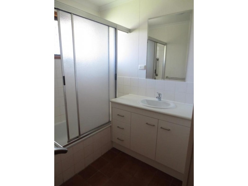 7 Muraban Street, Mooloolaba QLD 4557