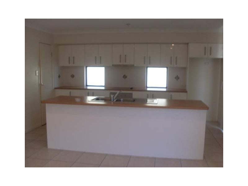 1 Magellan Crescent, Sippy Downs QLD 4556