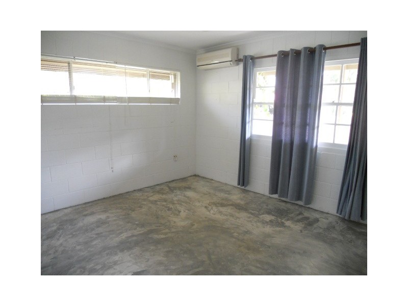 37 Lawrence Street, Mooloolaba QLD 4557