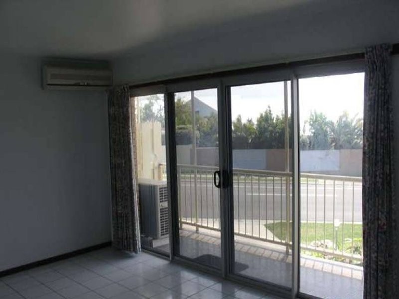 7/11 Pacific Terrace, Alexandra Headland QLD 4572