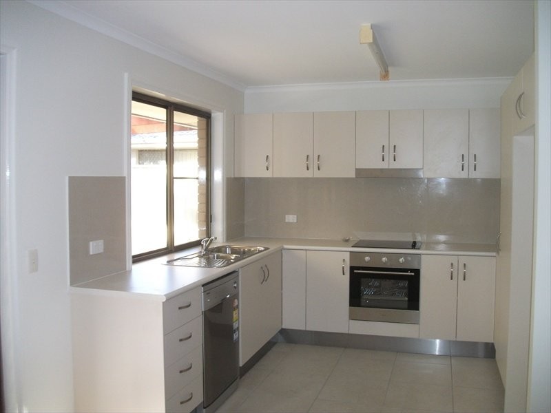 23 Sunbird Chase, Buddina QLD 4575