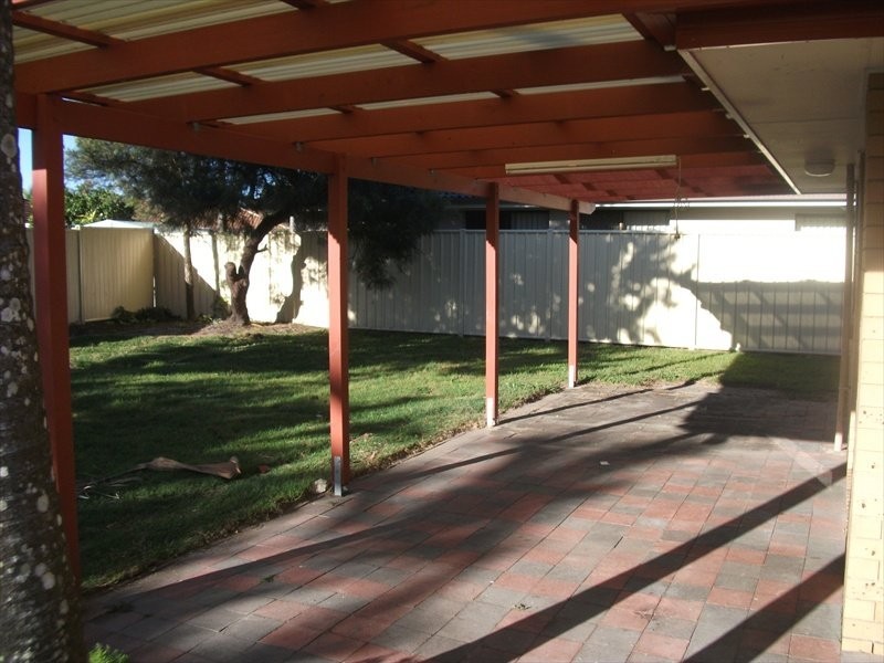 23 Sunbird Chase, Buddina QLD 4575