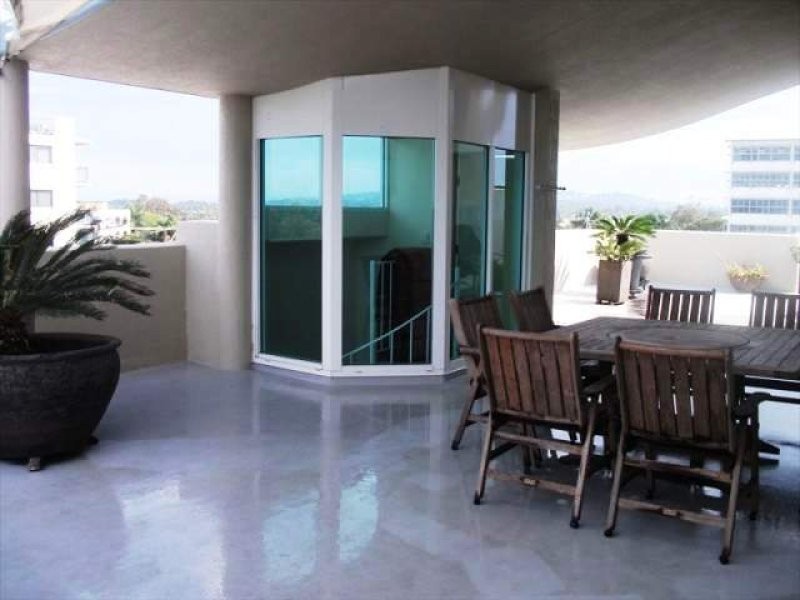 26/42-56 River Esplanade, Mooloolaba QLD 4557