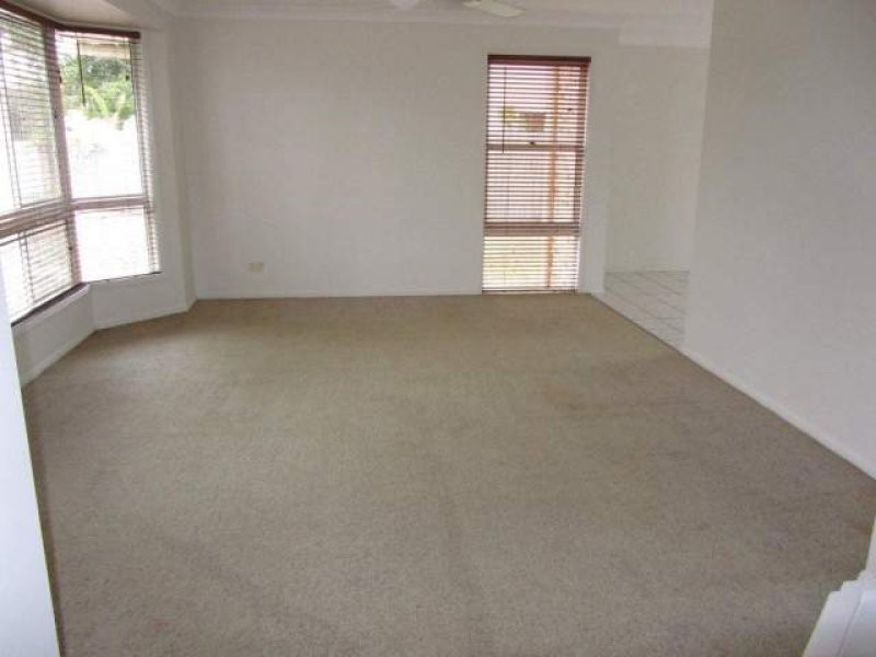 17 Point Cartwright Drive, Buddina QLD 4575