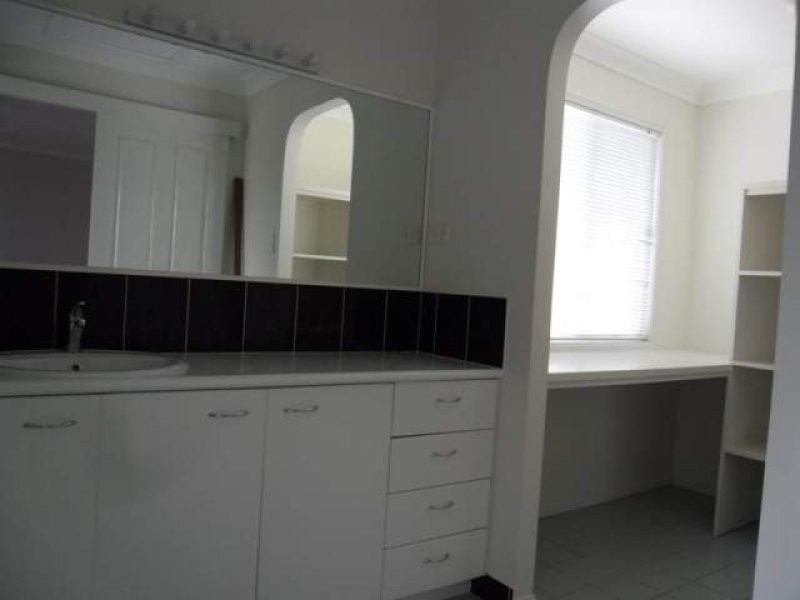 17 Point Cartwright Drive, Buddina QLD 4575