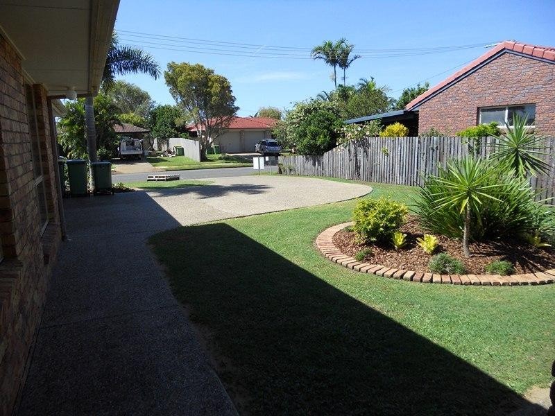 6 Peacock Crescent, Bokarina QLD 4575