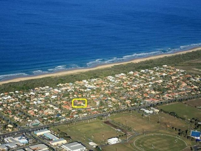 6 Peacock Crescent, Bokarina QLD 4575