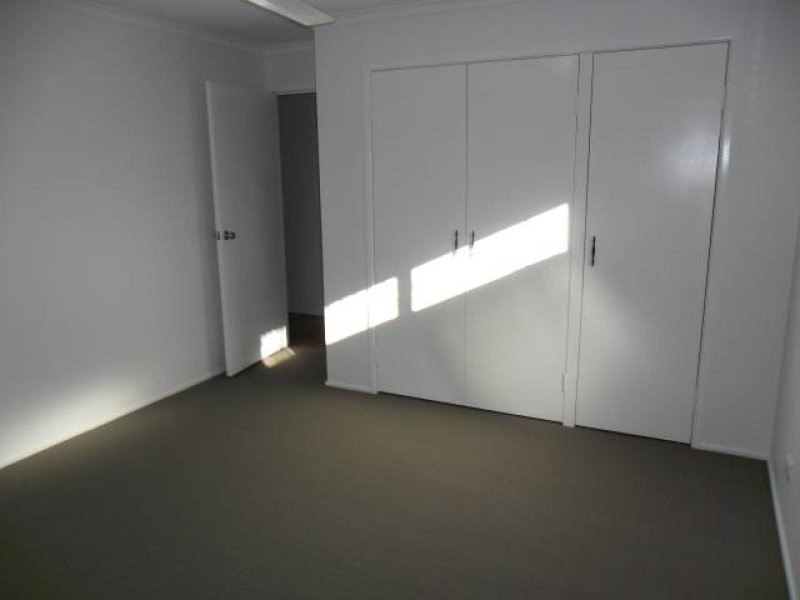 12 Kowandi Street, Wurtulla QLD 4575