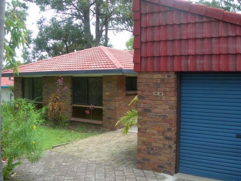 16 Parkway Drive, Mooloolaba QLD 4557