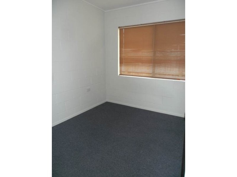 2/5 Ulmarra Court, Mooloolaba QLD 4557