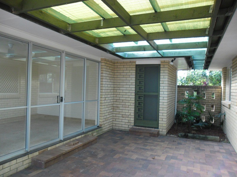 74 Oceanic Drive, Warana QLD 4575