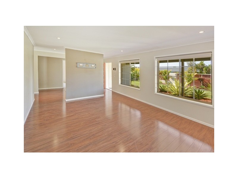 140 Goonawarra Drive, Mooloolaba QLD 4557