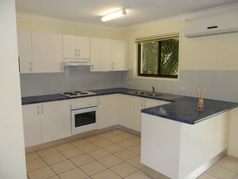 31 Lapoinya Crescent, Warana QLD 4575