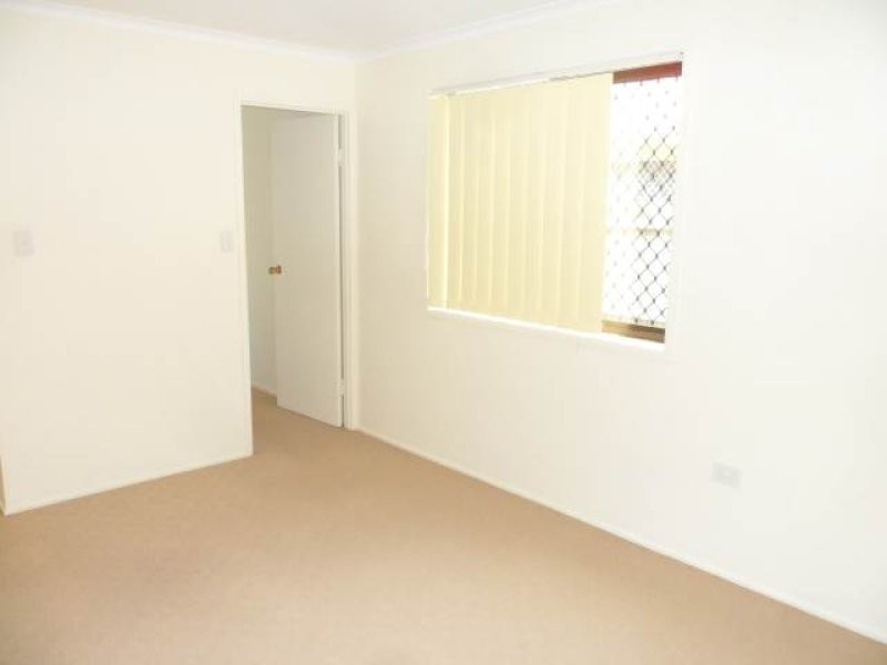 31 Lapoinya Crescent, Warana QLD 4575