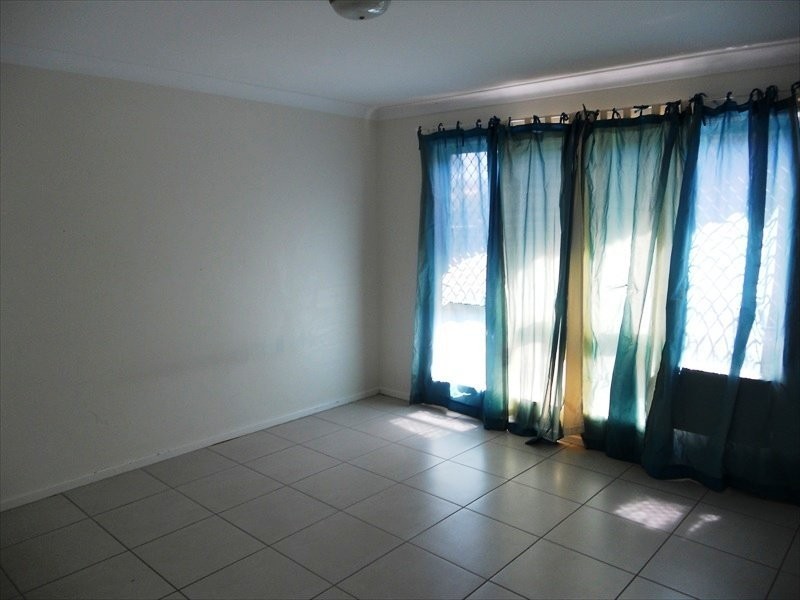 2/6 Goonawarra Drive, Mooloolaba QLD 4557