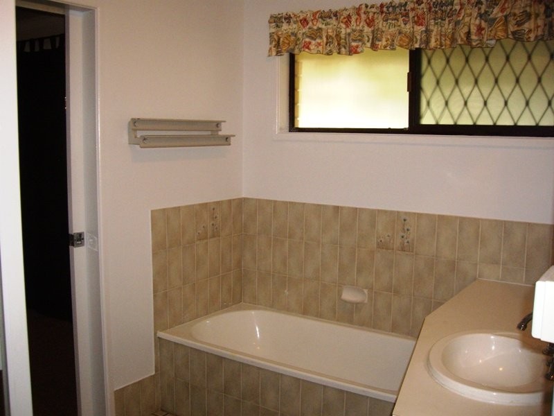 30 Rosella Street, Buddina QLD 4575