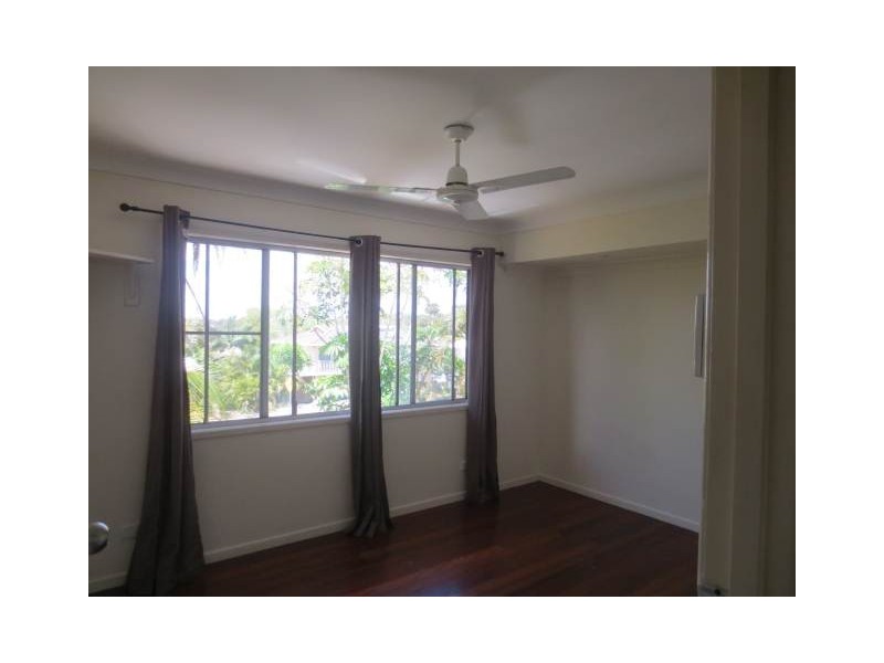 21 Palm Drive, Mooloolaba QLD 4557
