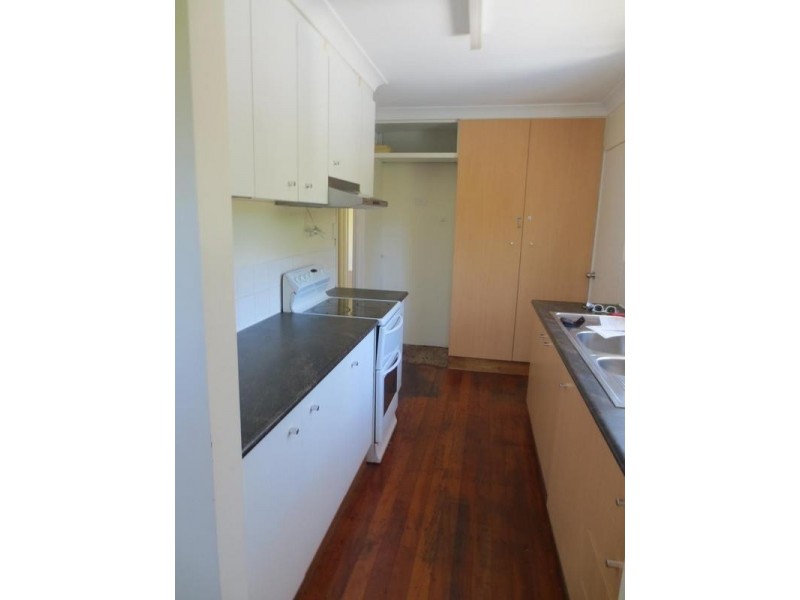 21 Palm Drive, Mooloolaba QLD 4557