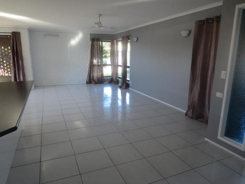 20 Bermagui Crescent, Buddina QLD 4575