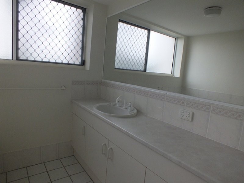 8/143 Lowanna Drive, Buddina QLD 4575